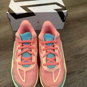 Jordan Jayson Tatum lemonades size 1Y